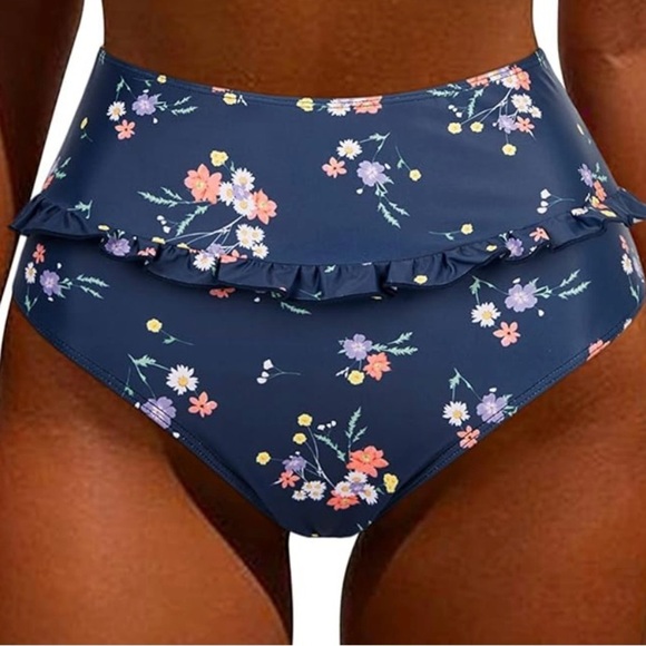 High Waisted Bikini Bottoms Size S - Picture 1 of 9